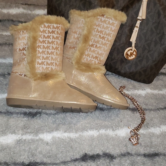 Michael Kors Lettie 2 Signature Boots